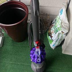 Dyson Vacuum. Left Behind  By Tenants. 