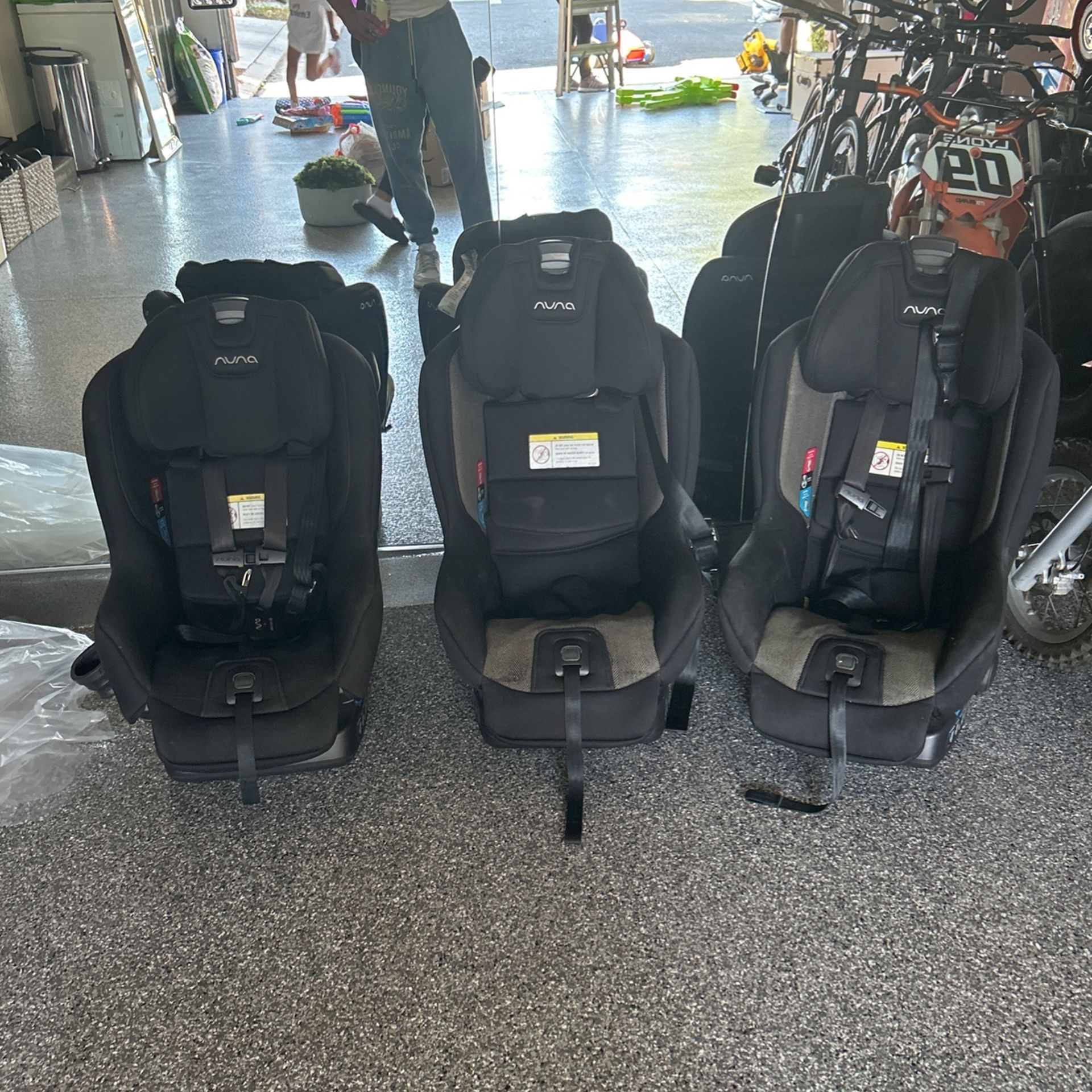 Nuna Rava Convertible Car Seats