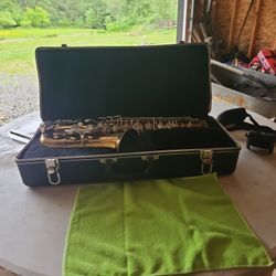 Selmer Bundy ii Alto Saxophone 