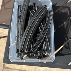 HO Scale Model Railroad Tracks 