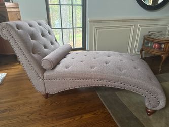 Chaise Lounge