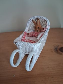 VINTAGE HAND CRAFTED MINI WHITE WICKER CARRIGE WITH BABY BUNNY CLEAN