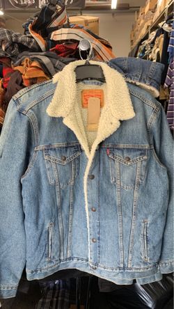 Levi’s men’s trucker jacket