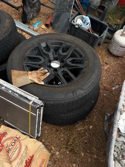 GMC 2025 sierra tires