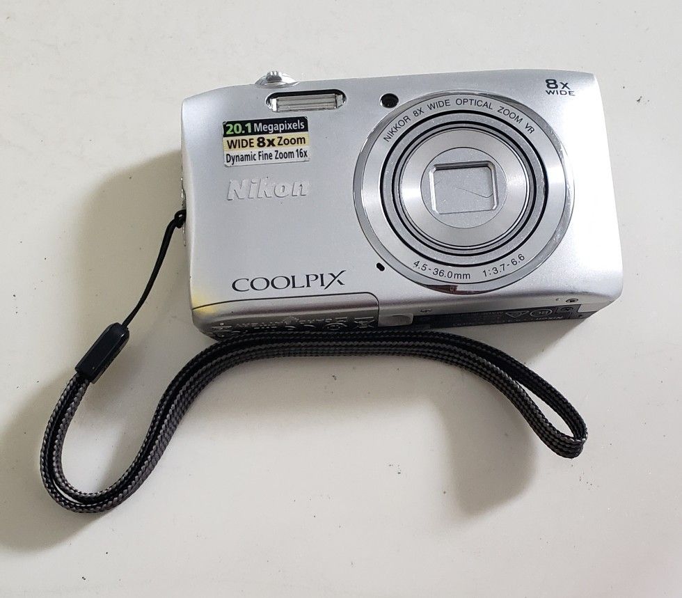 Nikon Coolpix S3600 Camera