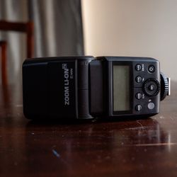 Flashpoint Zoom Li-ion TTL R2 For Fuji
