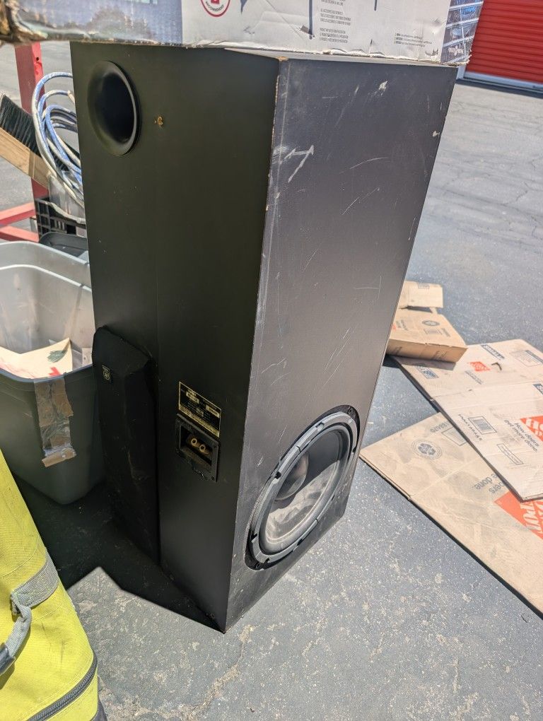 Yamaha Speaker