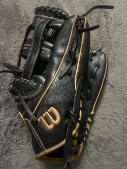 Wilson A2000 Pro Stock Baseball Glove
