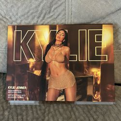 Brand New Kylie Jenner 24k Birthday Collection Pressed Powder Palette - PRICE IS FIRM - NO LOW BALLERS - I PAID $60 - PICKUP IN AIEA - I DON’T DELIVER