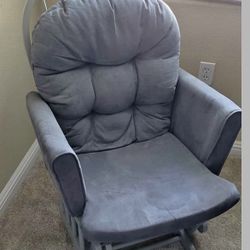 Graco Nursery Rocking Chair 