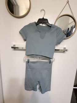 2pc Crop Top & Bike Shorts Set - Yoga Activewear Gym Workout Outfit Casual