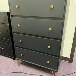 Dove Gray Dresser, 4 Drawer Spacious Dresser 