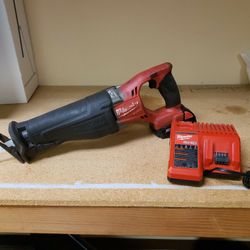 Milwaukee 2720-21 M18 Sawzall Kit With Battery And Charger 