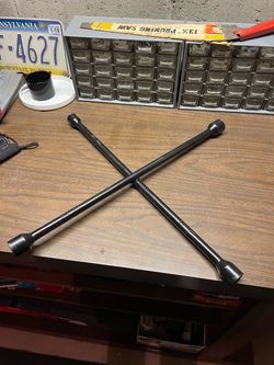4-Way Lug Wrench Cross Wrench