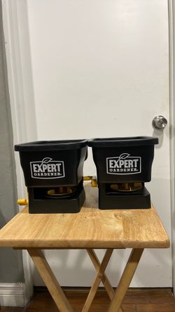 Handheld Spreader
