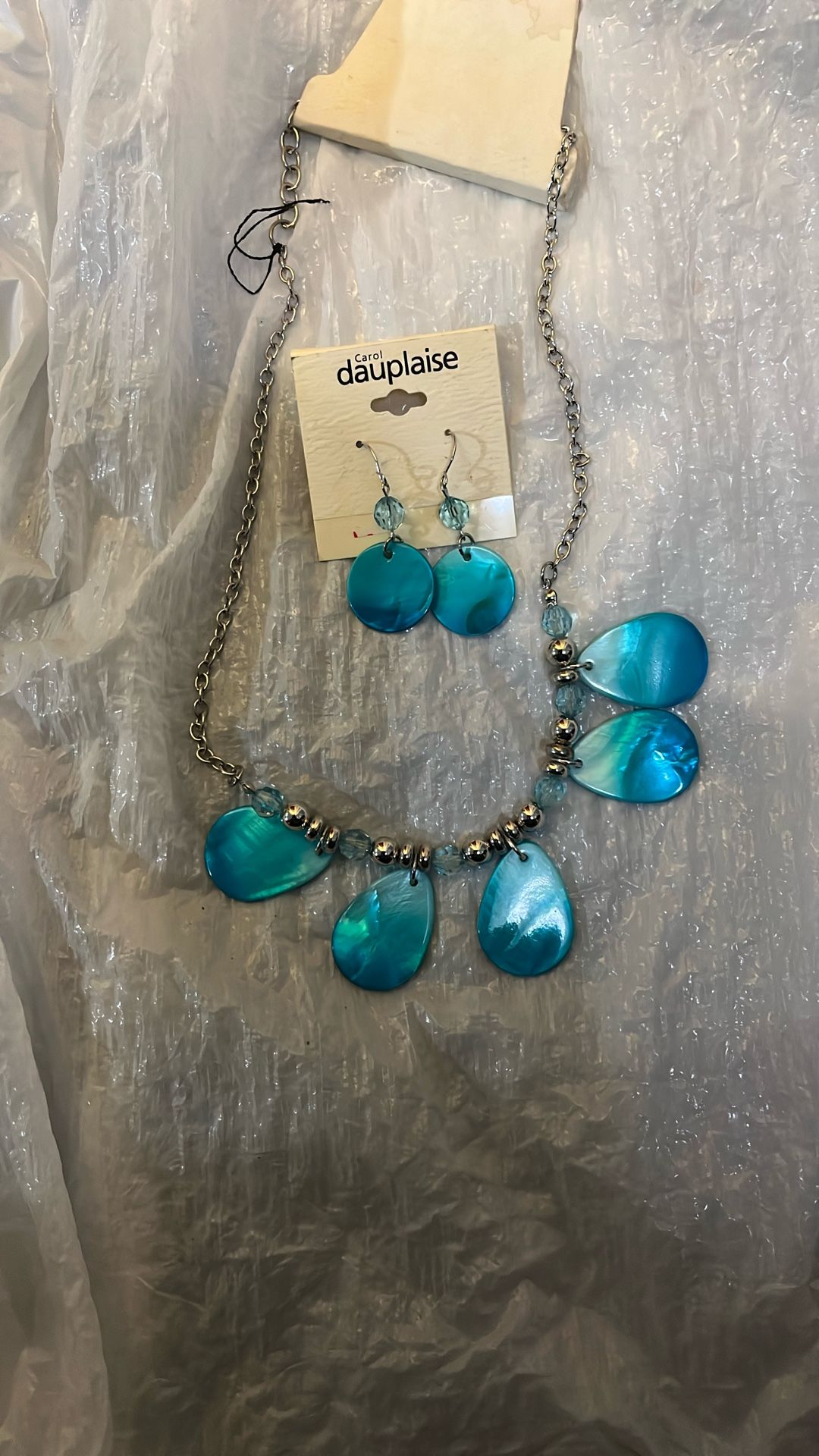Tuq Necklace And Ear Ring Set For 8.00