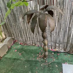 Outdoor Palm Tree Decor 