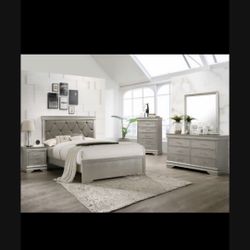 Brand new  5-Piece Bedroom Set