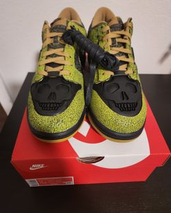 Nike low dunk Halloween