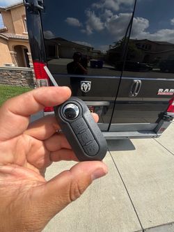 Llaves de autos / car keys and remotes