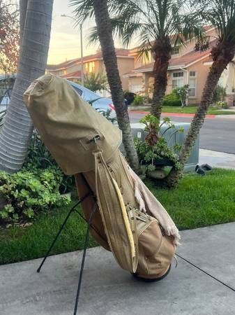 └➤➤➤ Men Right-Handed | Predator by Lynx | Golf Set | 13 Clubs + Golf -