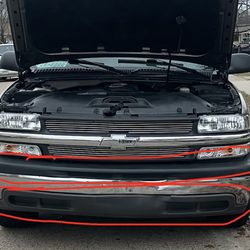 99 -02 Chevy Silverado Front bumper upper and lower Valance