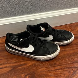 Boys Nike Shoes 