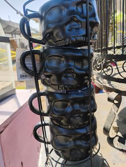 Black Skull Mugs 4$