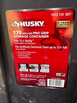 HUSKY STORAGE CONTAINER 170galons