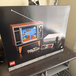 New LEGO 71374 Nintendo Entertainment System NES 