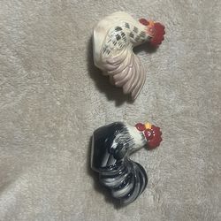 Cracker Barrel Salt and Pepper Ceramic Roosters