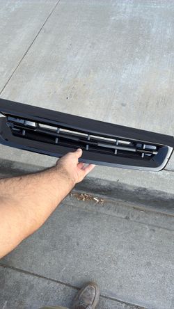 Fits 2017-2019 Chevy Silverado Gloss Black Hood Air Vent Grille 2500HD 3500HD