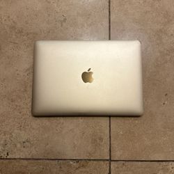 2017 Apple MacBook