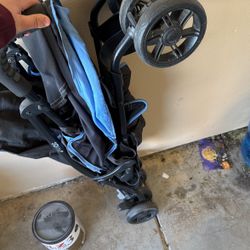 stroller 