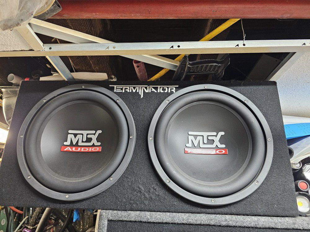 12-in Subs And Amplifier