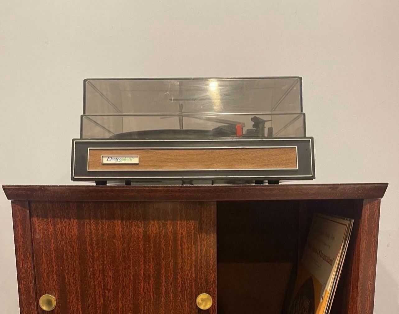 Mid Century Garrard Turntable / Record Player