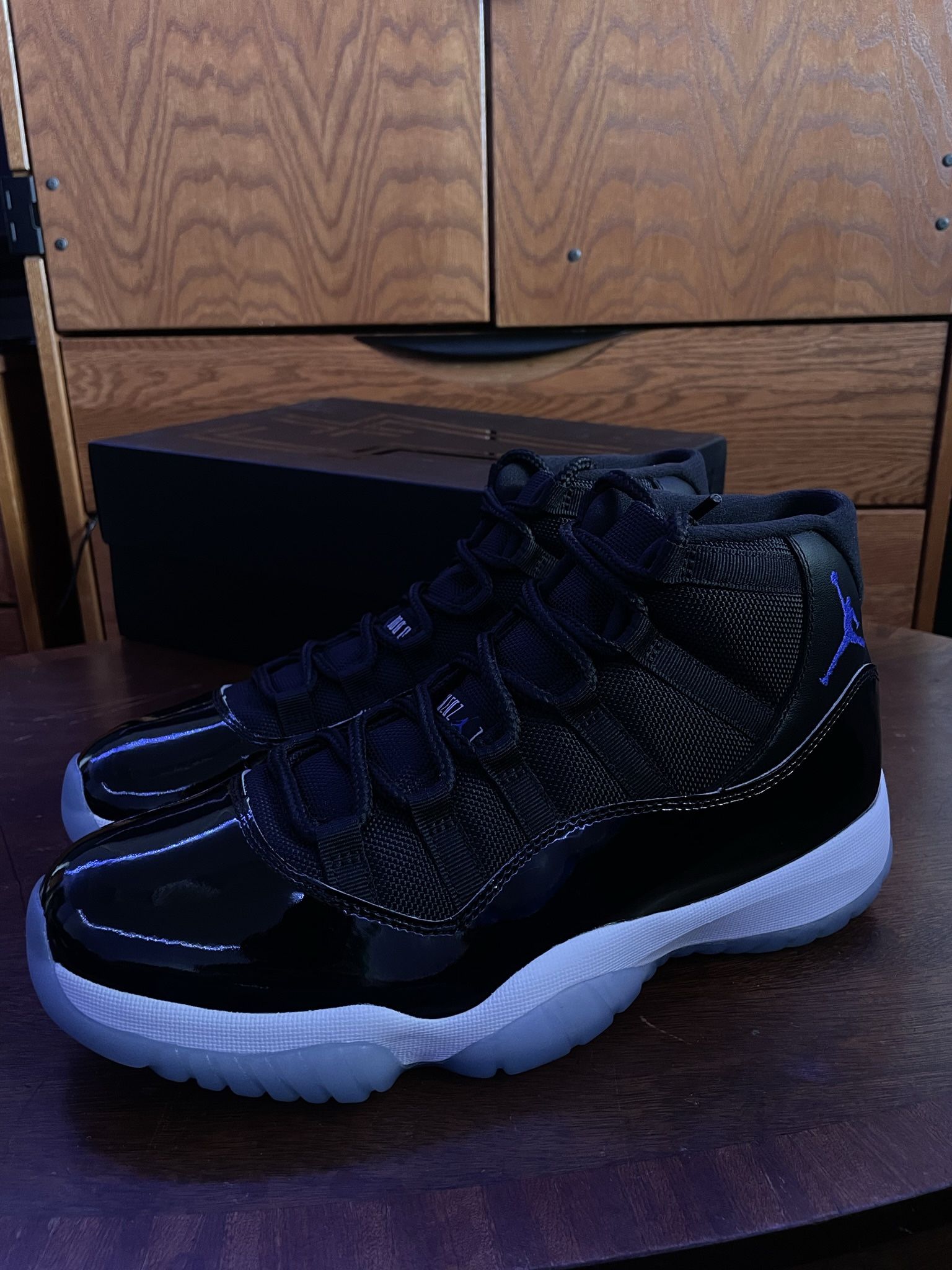 Jordan 11 Space Jam 2016