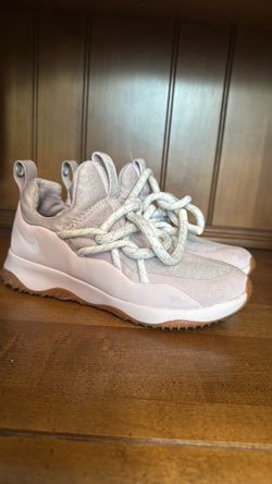 Nike Low-Top Slip On Sneakers Light Pink