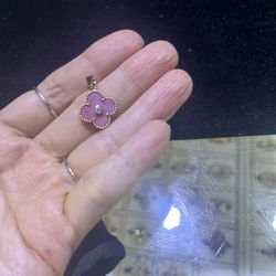 Rohdonite Motif Diamond Pendant In 18K Gold