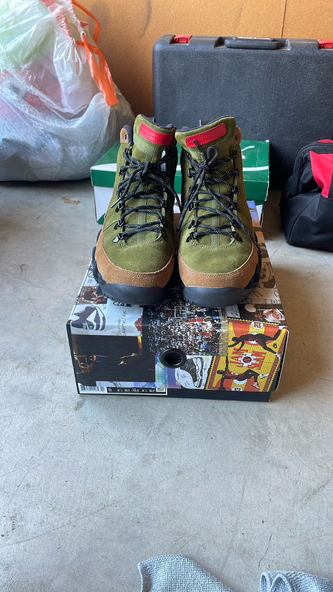 Air Jordan 9 Retro Boot NRG