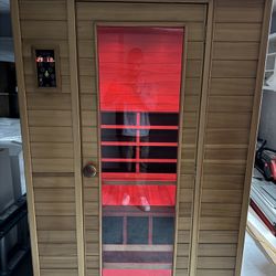 Clearlight 1.5Person Infrared Sauna – Premium Model – Works Perfectly