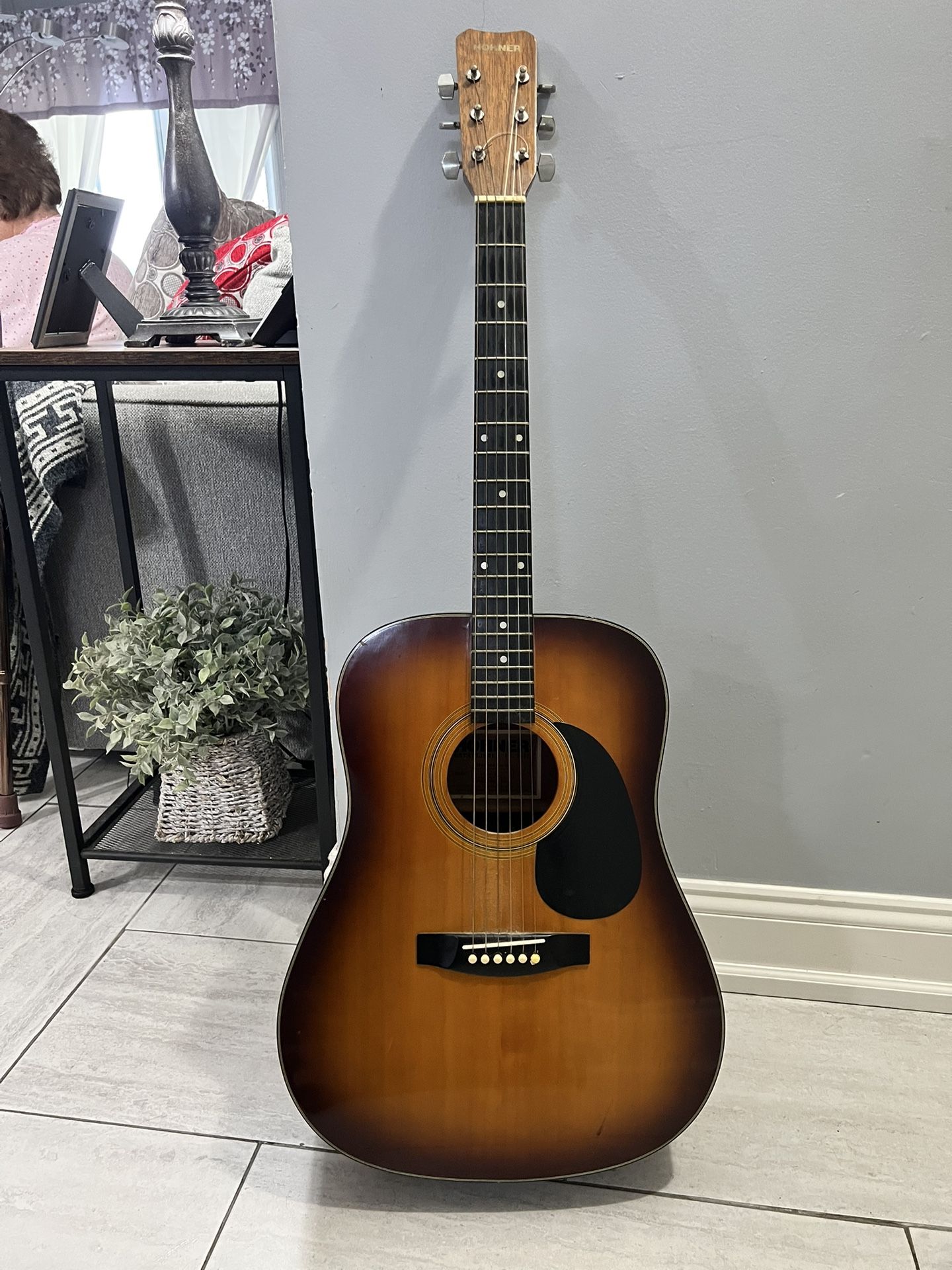 Hohner Guitar