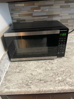 Black Hamilton Beach Microwave