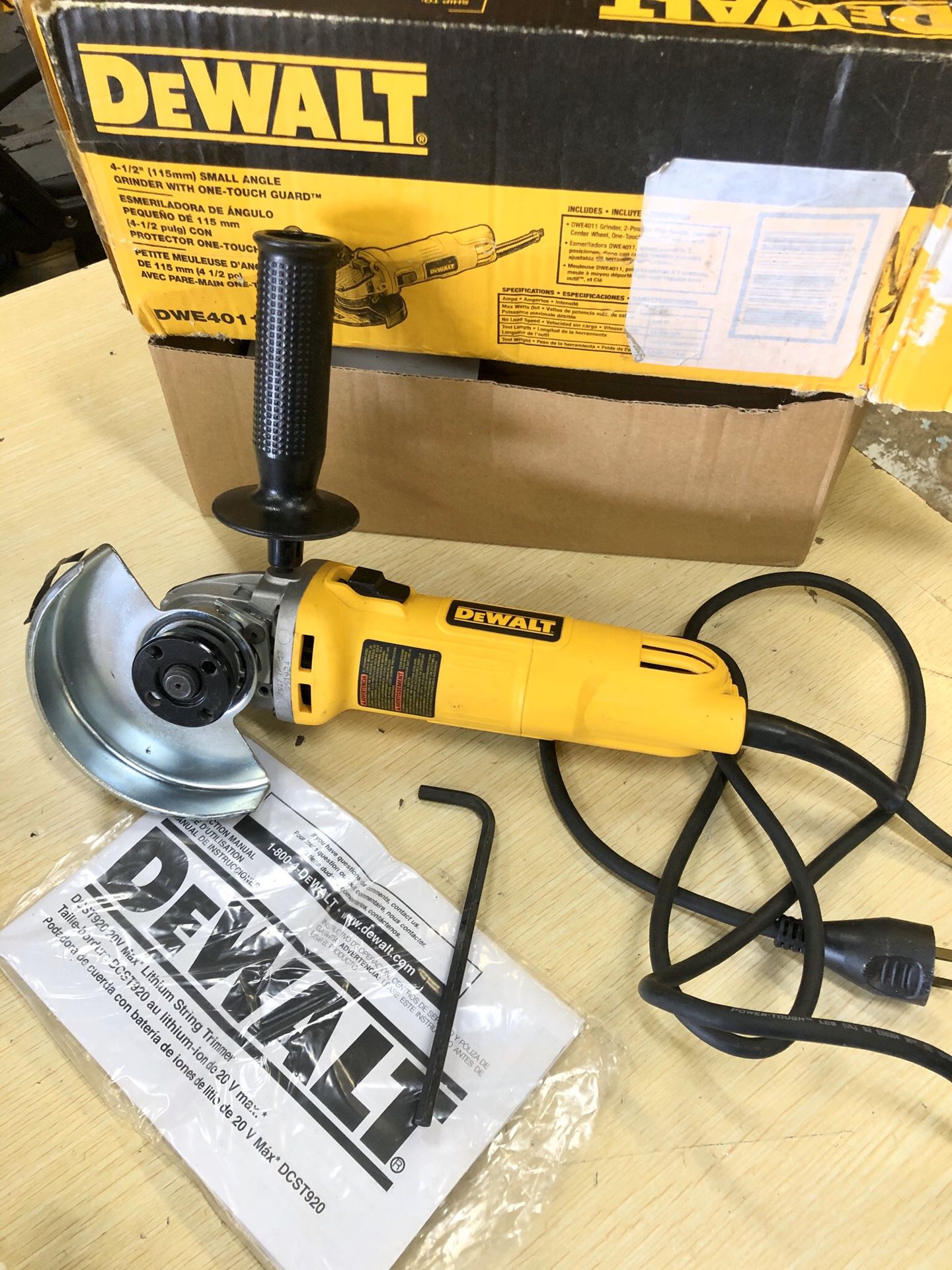DEWALT 7 Amp 4-1/2 in. Small Angle Grinder with 1-Touch Guard