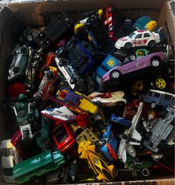 Box of 1980's cars hot wheels 200 total