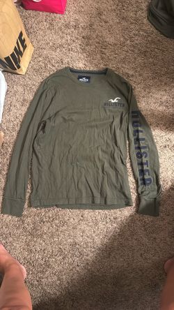 Men’s Long Sleeve Hollister T-Shirt