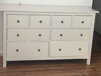 Ikea Hemnes white 8 drawers dresser