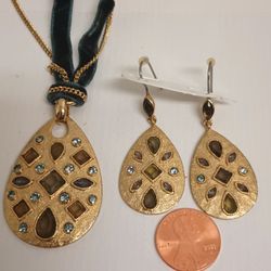 Necklace And Earrings Set 