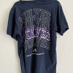 Size Medium Darc Sport Wolves Gym Shirt