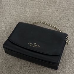 black kate spade purse 